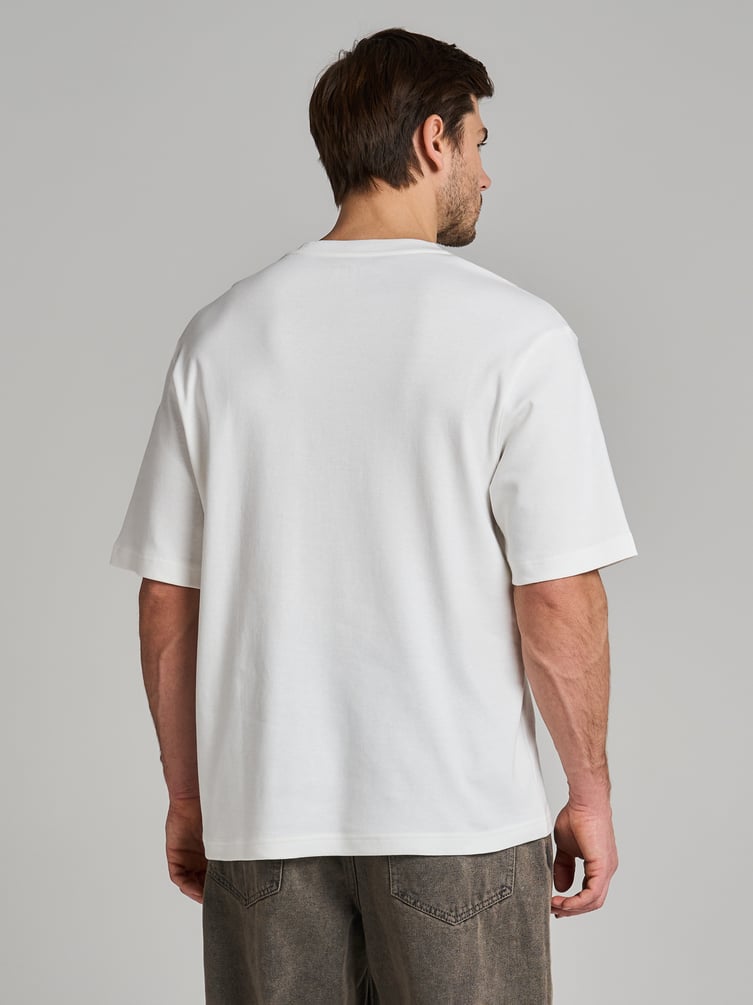 Футболка из хлопка свободного кроя