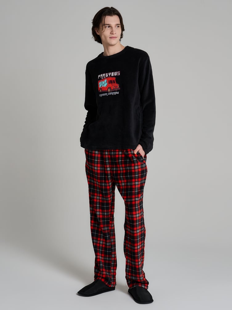 Пижама плюшевая с вышивкой и штанами