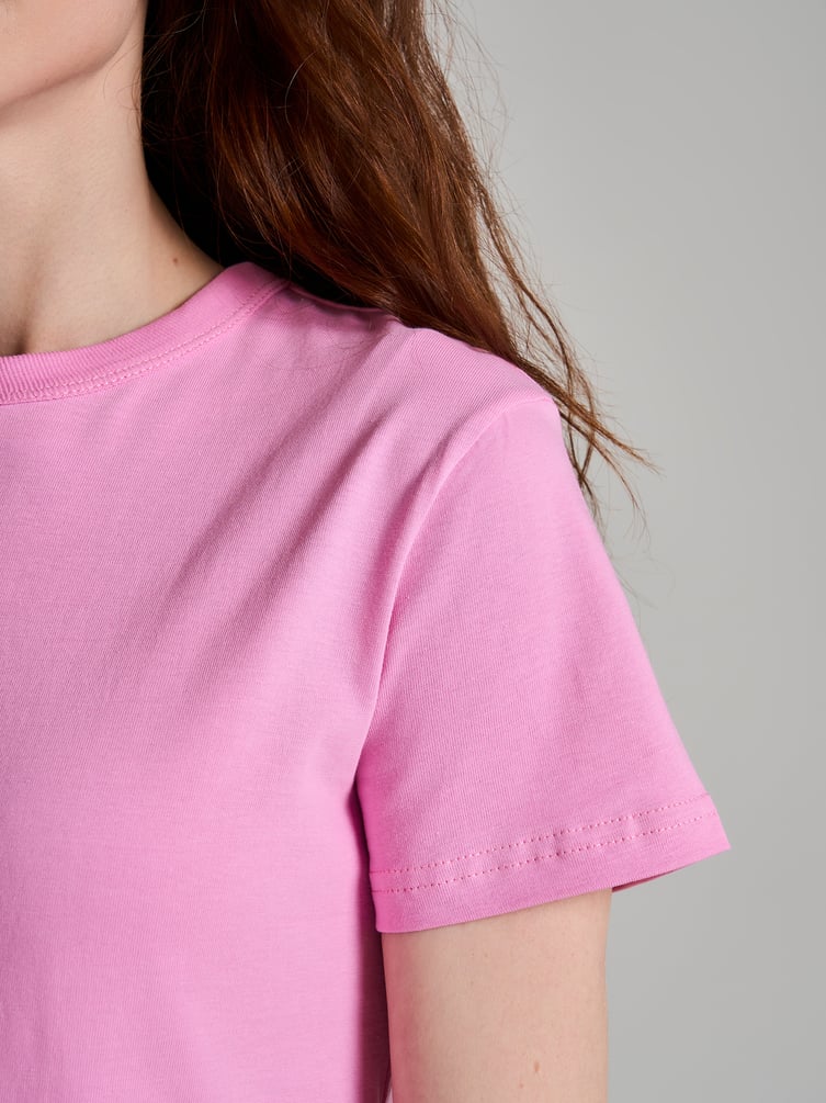 Плотная классическая футболка из хлопка