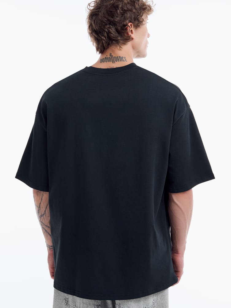 Футболка оверсайз с хоррор принтом