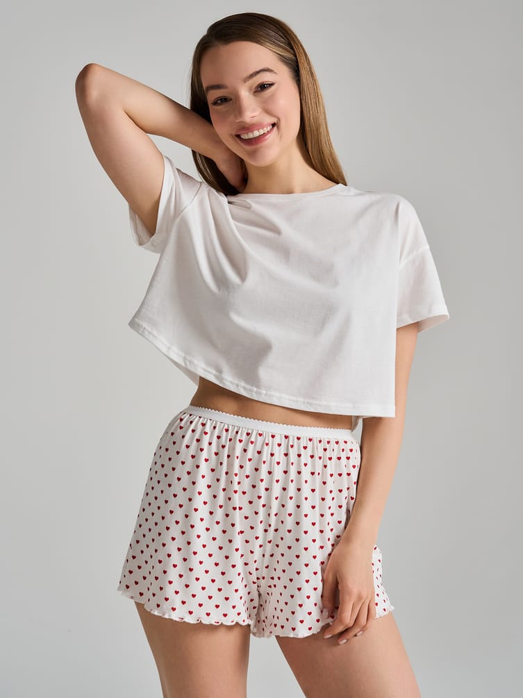 Пижама с майкой и шортами в сердечко