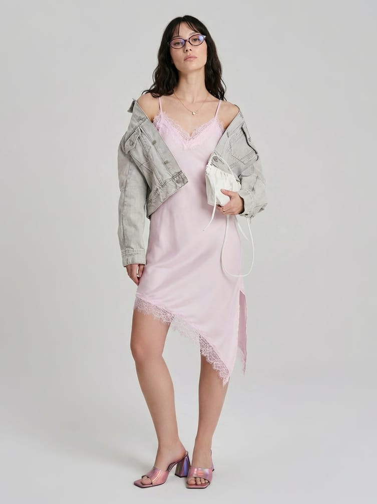 Платье-комбинация с кружевом