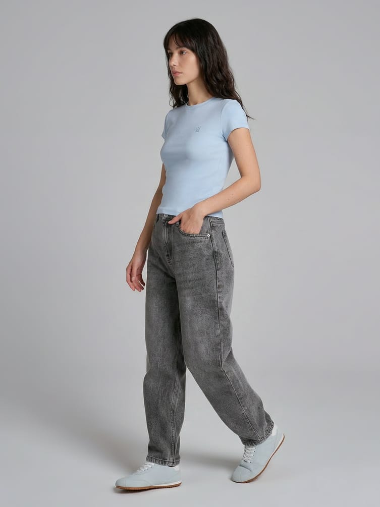 Джинсы Mom fit  с завышенной талией