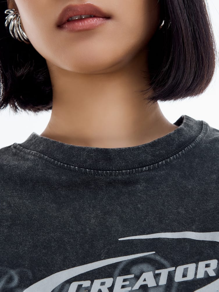 Футболка с вареным эффектом и надписью