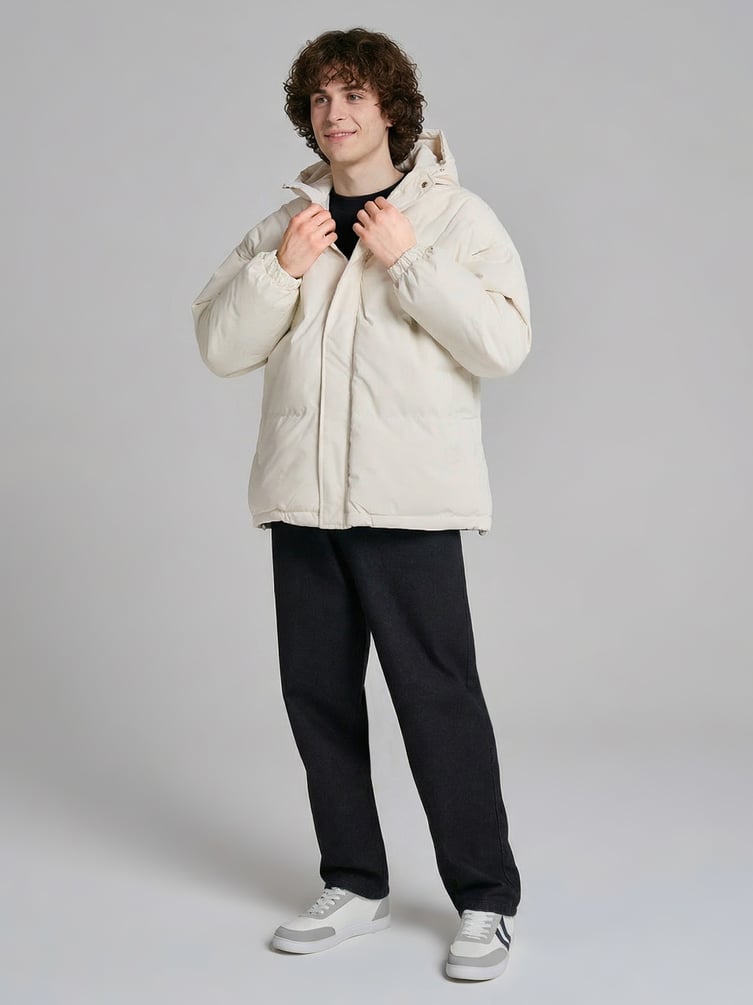 Куртка зимняя с капюшоном на синтепоне