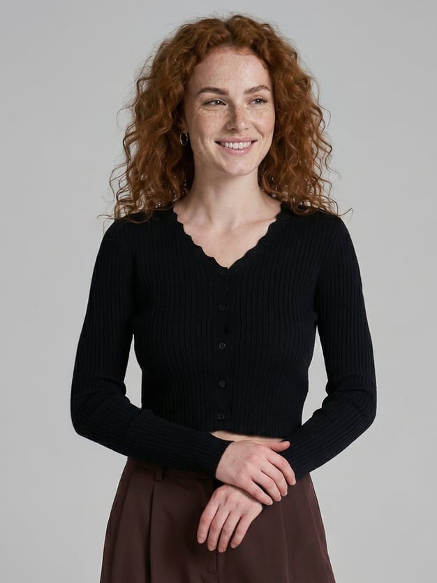 Кардиган укороченный на пуговицах