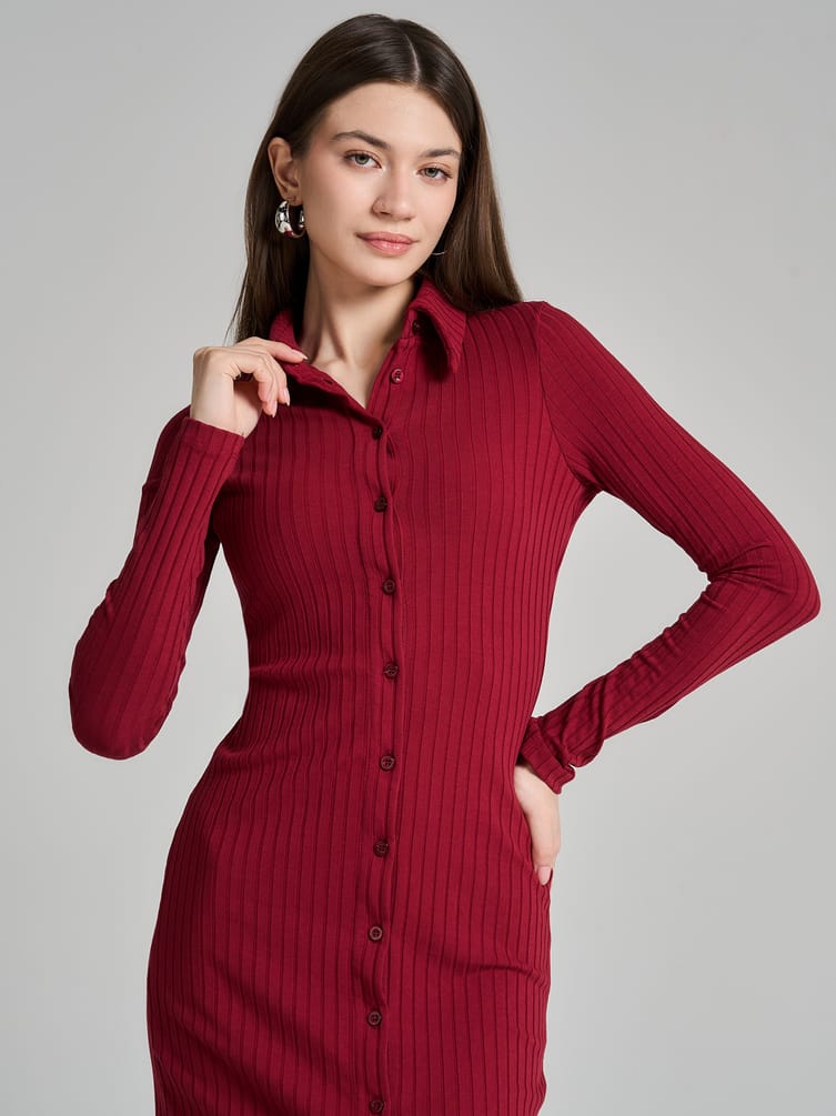 Платье офисное миди на пуговицах