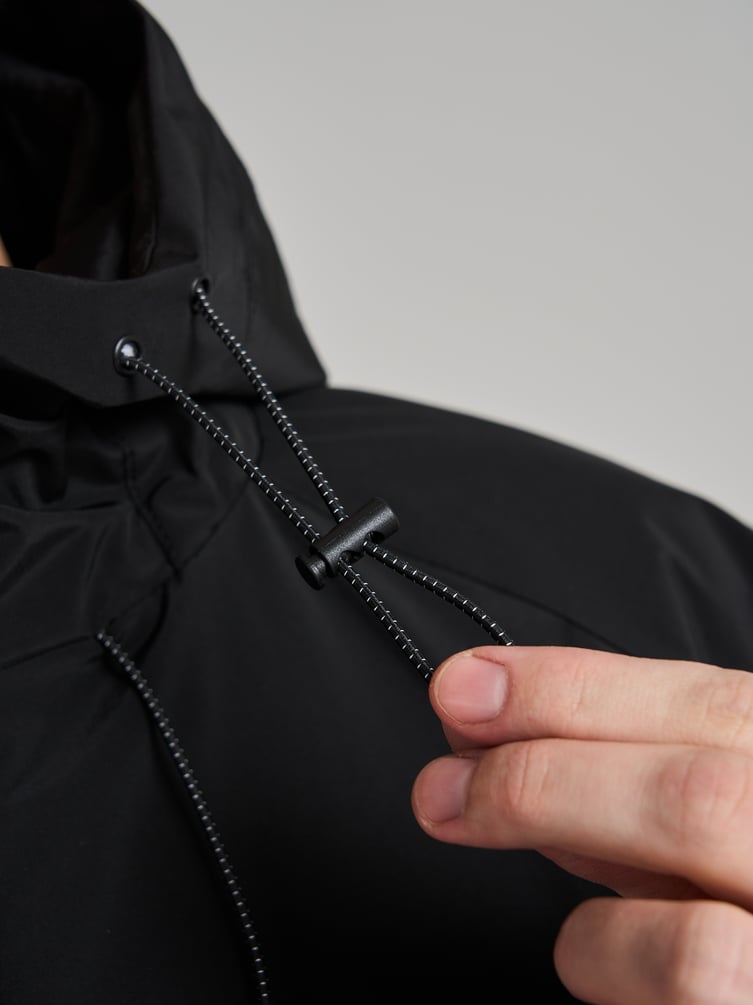 Куртка демисезонная с капюшоном