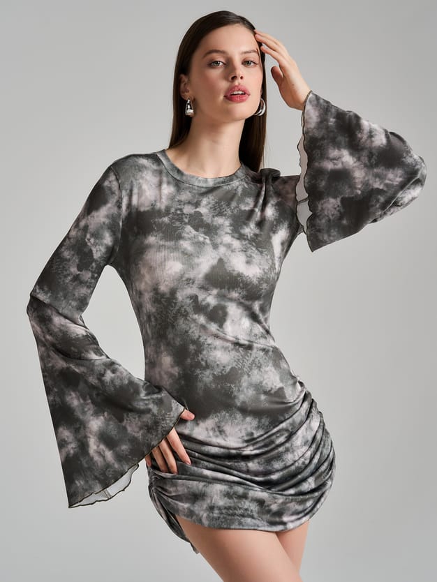 Платье лапша с завязками и драпировкой