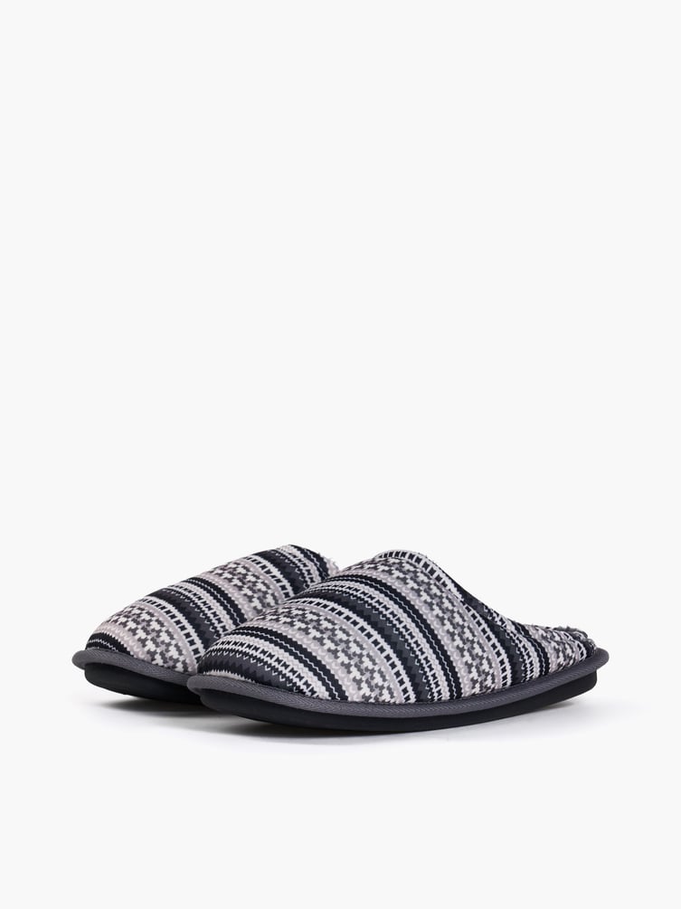 Тапочки домашние закрытые