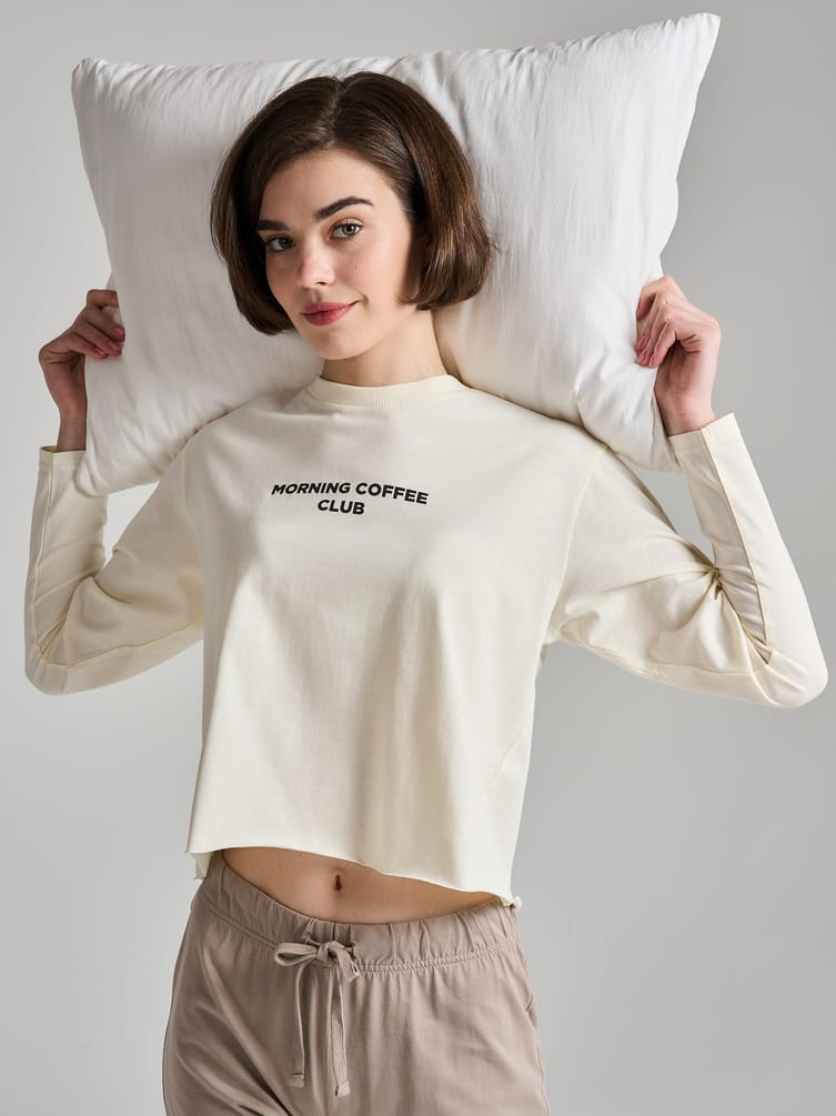 Хлопковая пижама с надписью и брюками