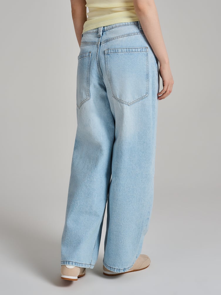 Джинсы багги широкие с вареным эффектом