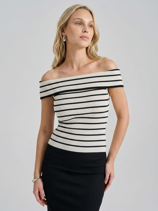 Топ лапша в полоску с открытыми плечами