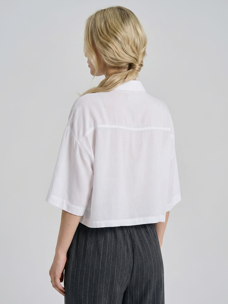 Рубашка укороченная с карманами