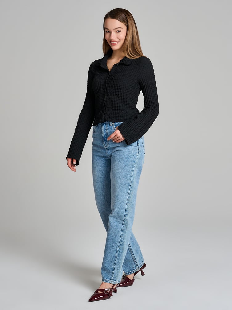 Кофта на пуговицах из жатой ткани