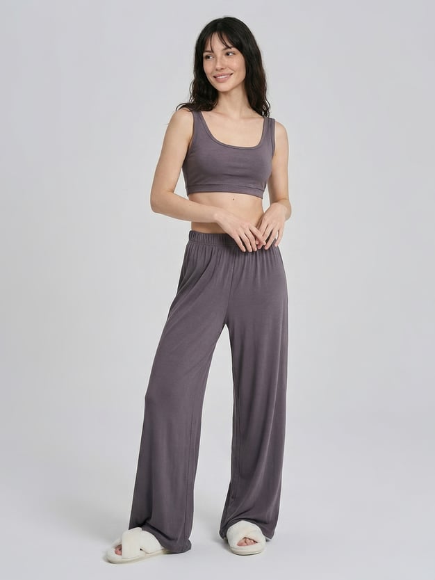 Пижама с топом и брюками