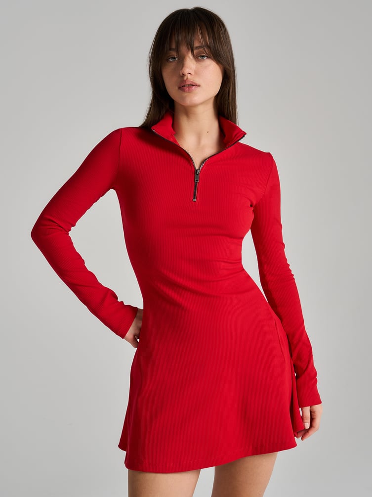 Платье в рубчик деловое