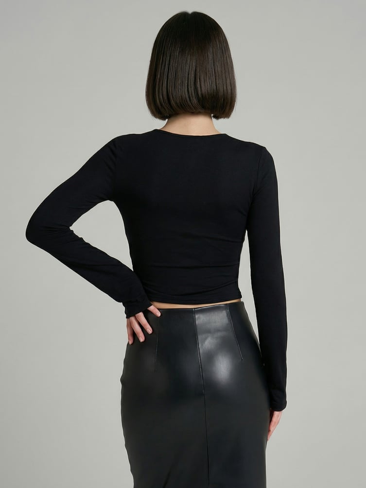 Блузка нарядная с рюшами