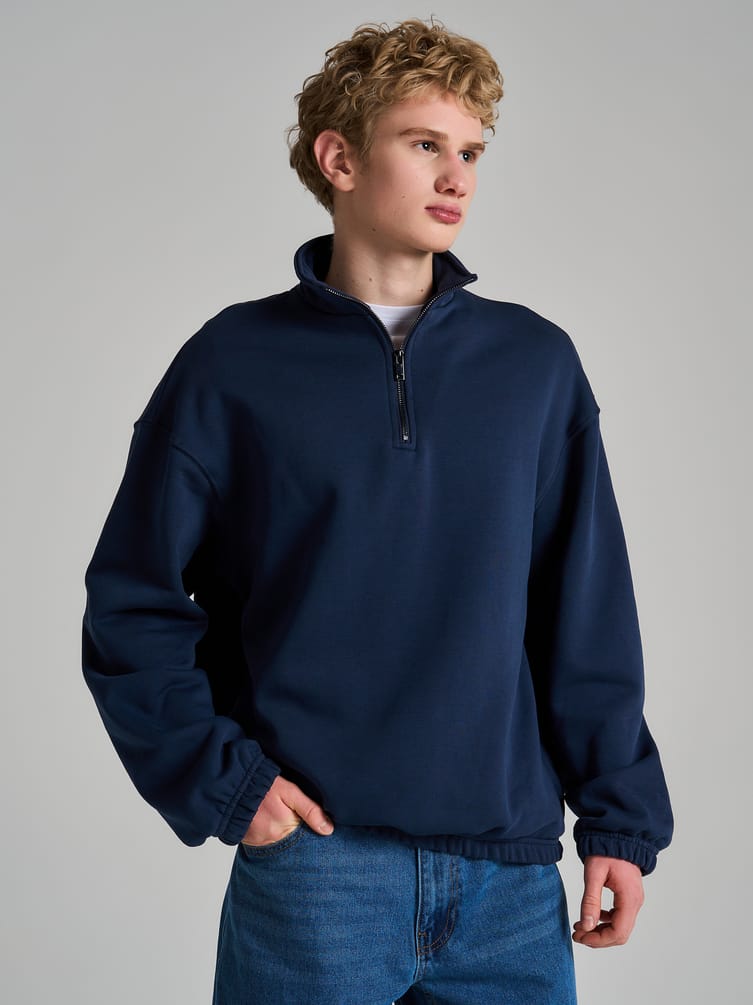 Утепленная толстовка с высоким горлом и начесом