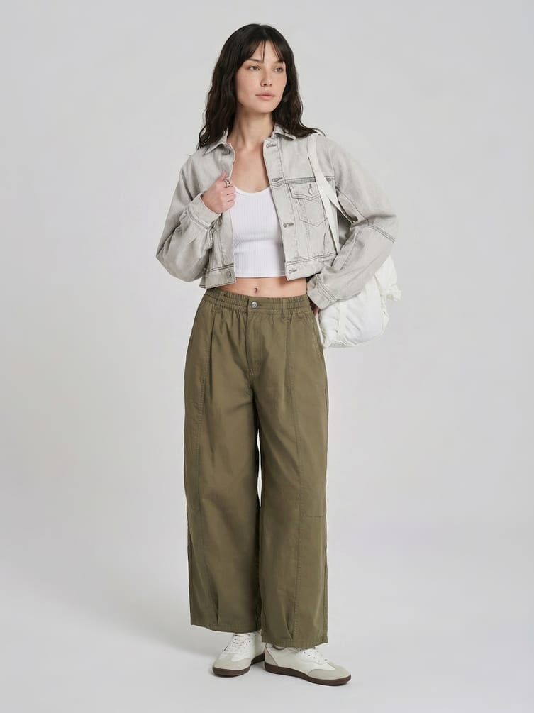 Брюки-бананы с защипами