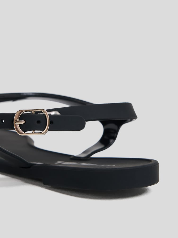 Босоножки летние открытые