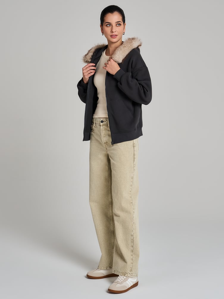 Утепленное зип-худи с опушкой и начесом