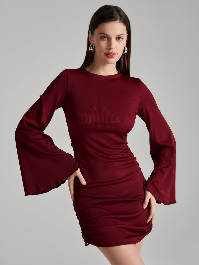 Короткое платье лапша с завязками