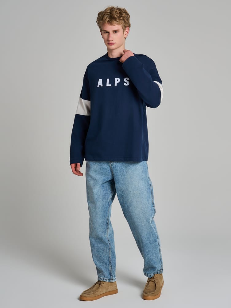 Лонгслив оверсайз с надписью