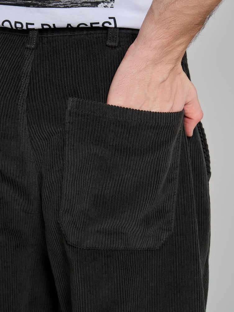 Брюки вельветовые зауженные