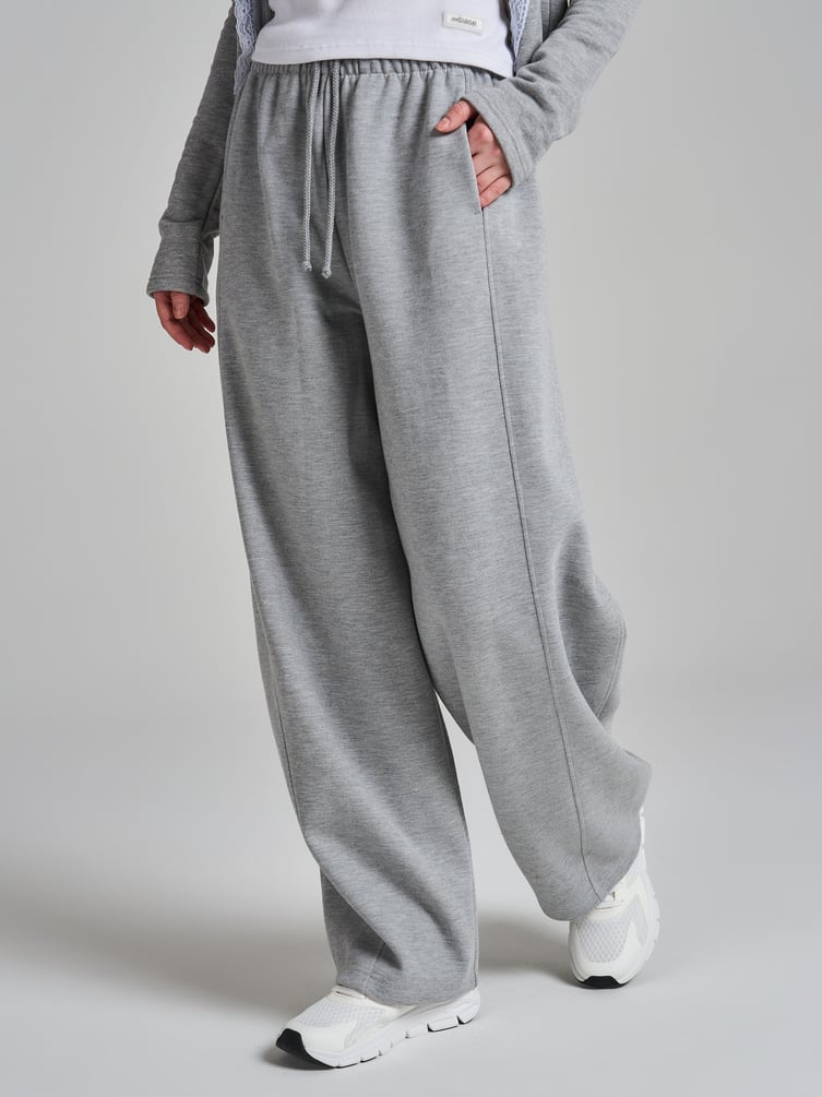 Брюки широкие повседневные