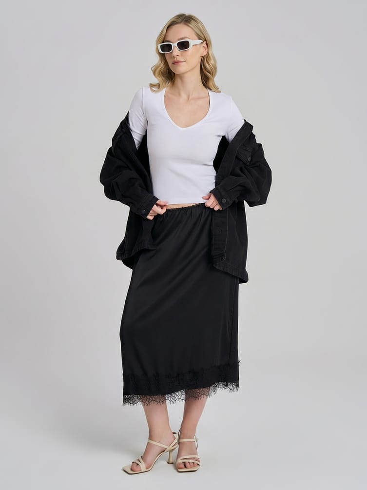 Лонгслив приталенный с рукавами 3/4