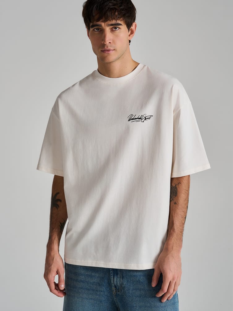 Футболка оверсайз с принтом на спине