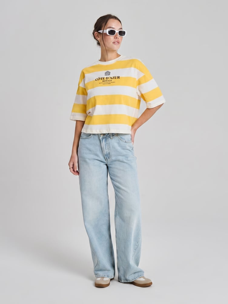 Полосатая футболка с надписью