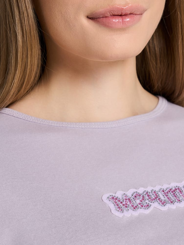 Футболка приталенная с надписью