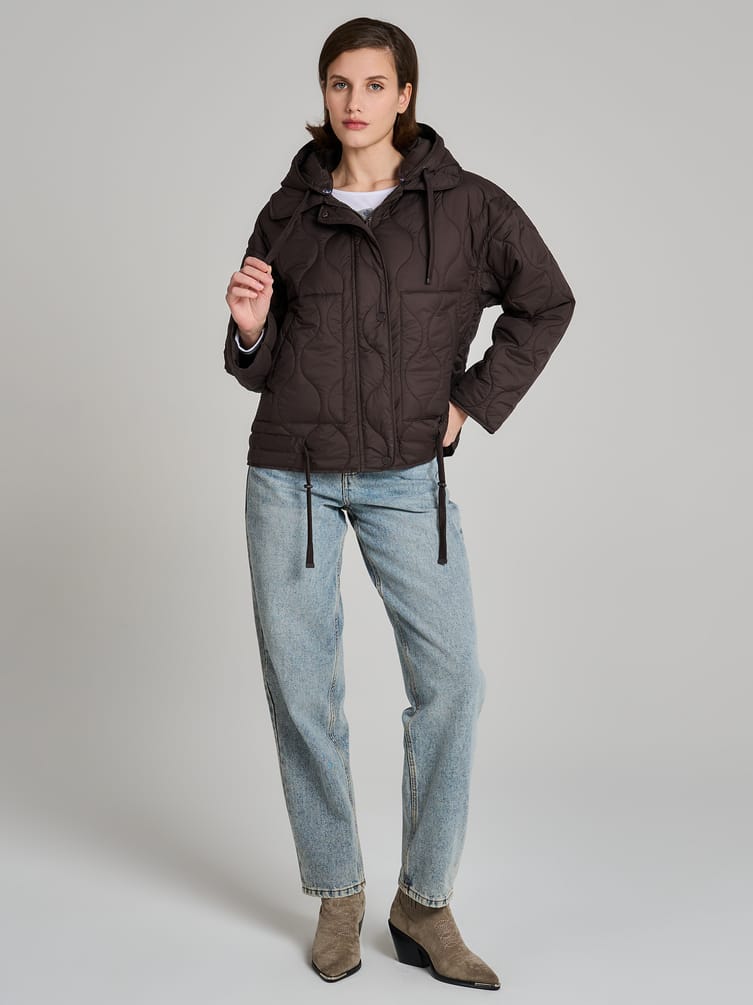 Куртка стеганая с капюшоном
