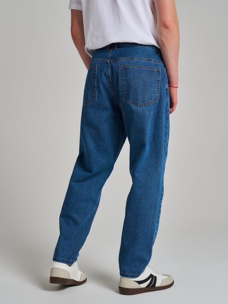 Джинсы зауженные Carrot