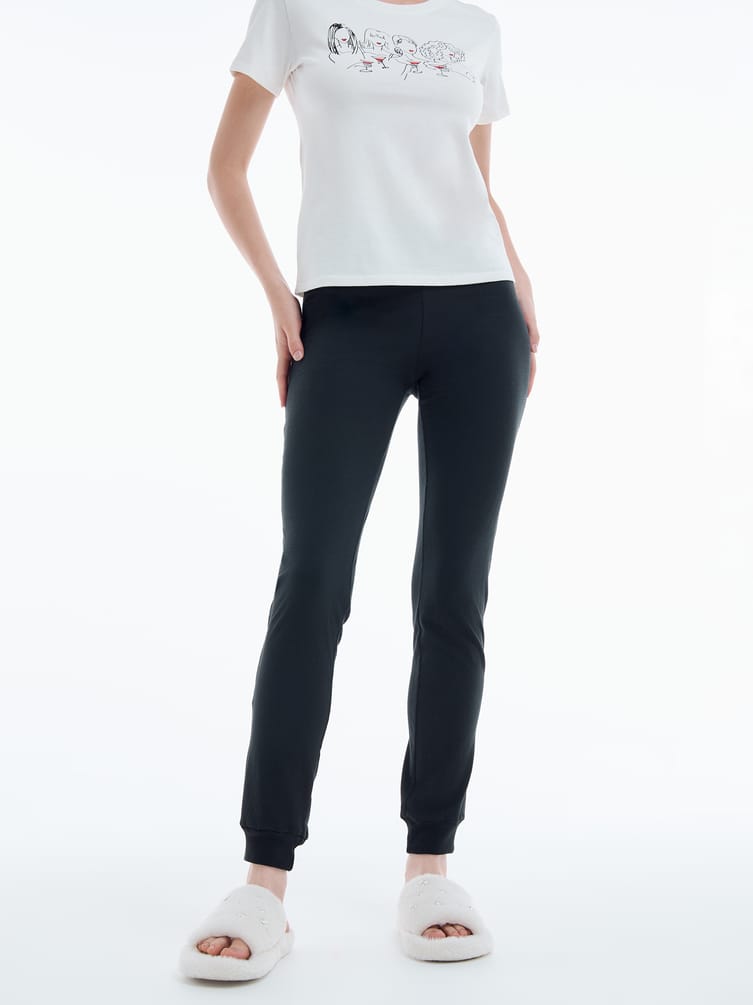 Пижама с принтом и брюками