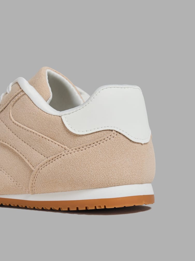 Кроссовки замшевые повседневные