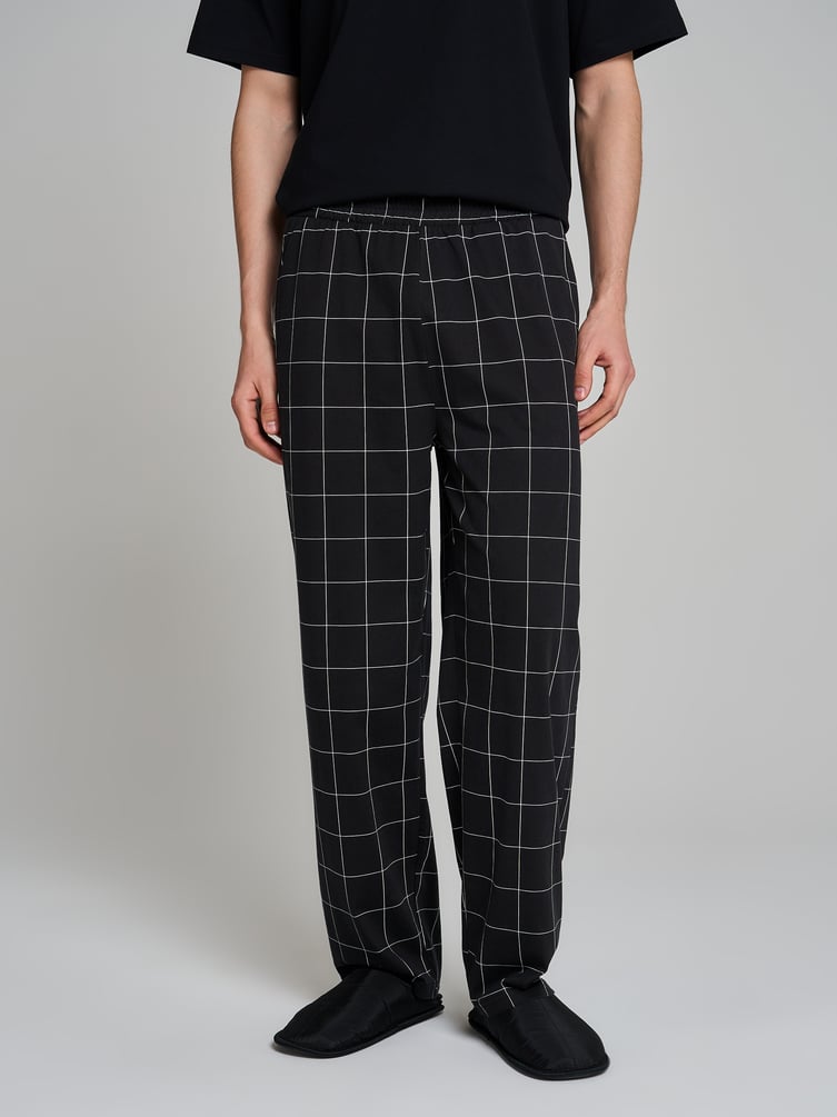 Пижама из хлопка с футболкой и брюками в клетку