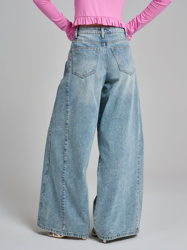 Джинсы широкие с завышенной талией
