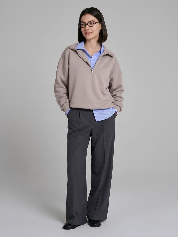 Свитшот без начеса с высоким горлом