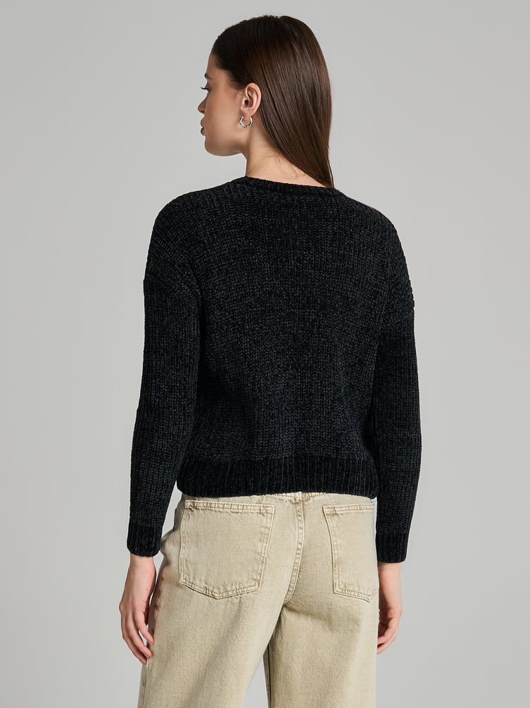 Джемпер трикотажный вязаный