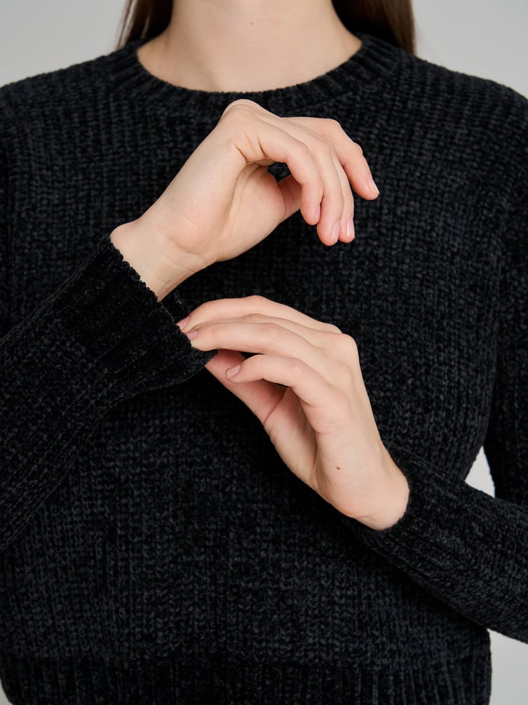 Джемпер трикотажный вязаный