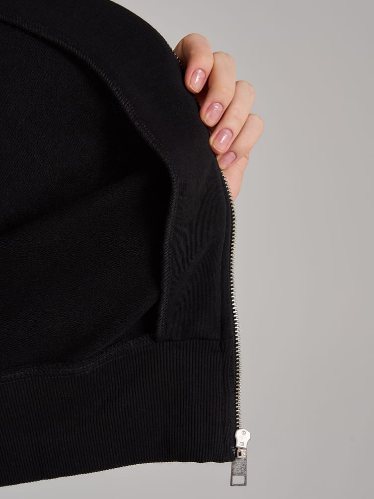 Укороченная толстовка с капюшоном