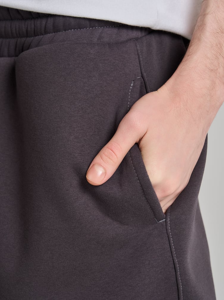 Утепленные брюки зауженные с начесом