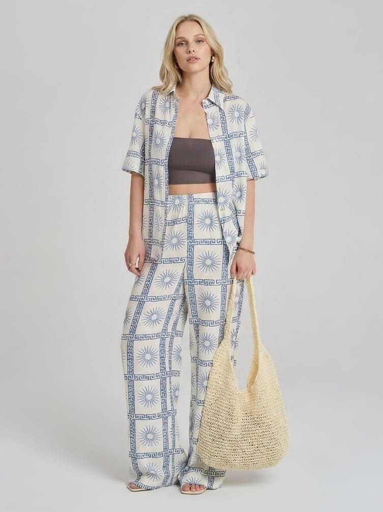 Костюм летний с рубашкой и брюками