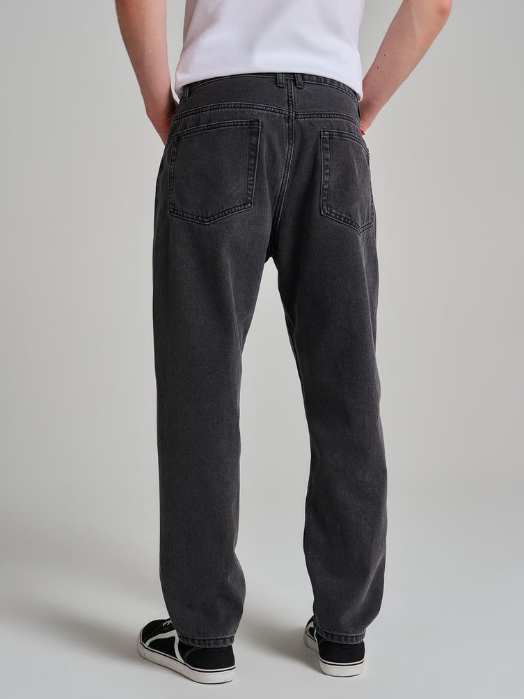 Джинсы зауженные Carrot