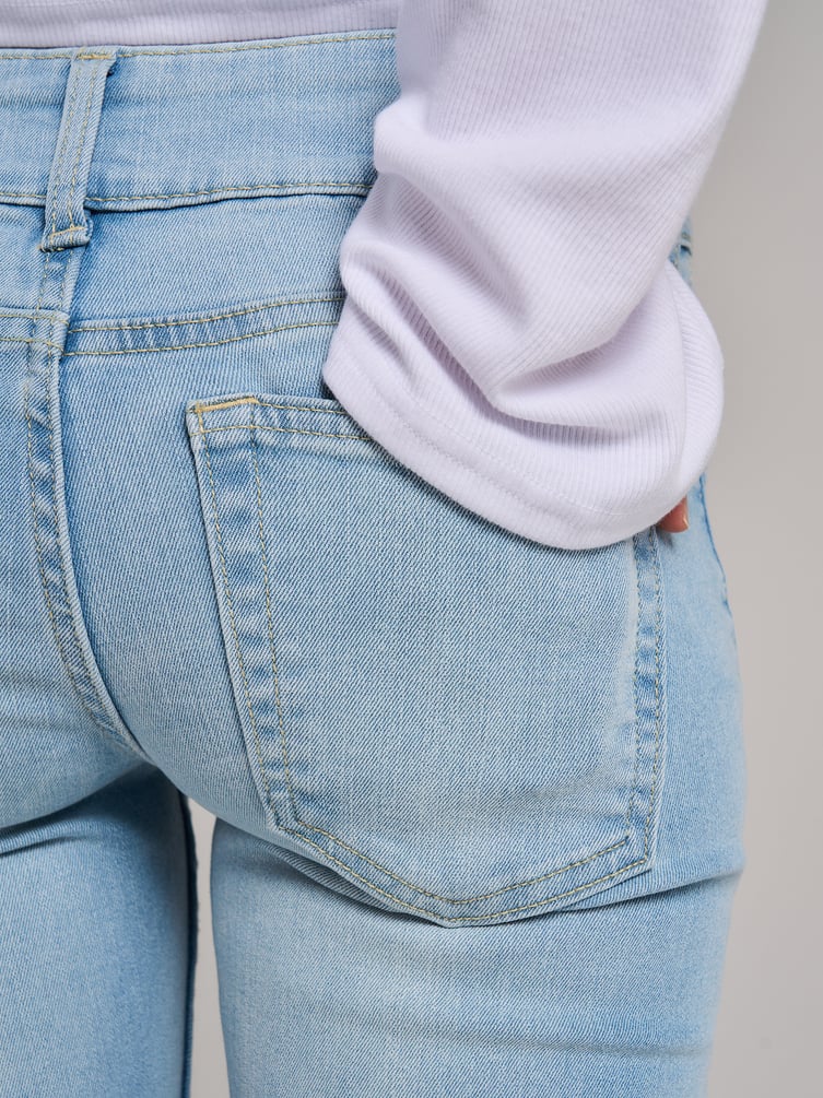 Джинсы клеш со стрелками