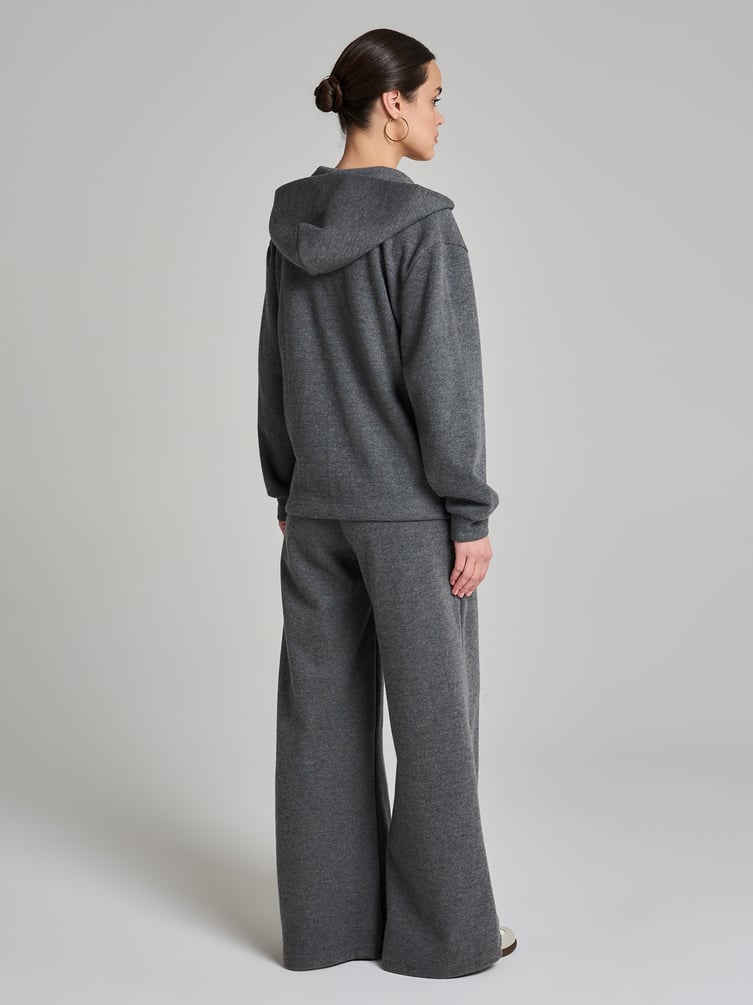 Толстовка с капюшоном трикотажная