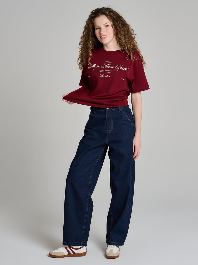 Футболка с надписью College Team Spirit